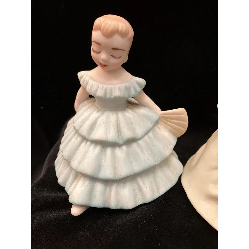 VTG 1960s Mallory Ceramic Figurine Set 2 Blue & Yellow Southern Belle Hand Fans